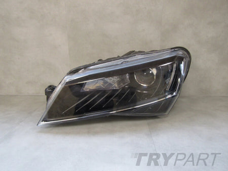 SKODA SUPERB 3 III 3V1 XENON CORNERING HEADLIGHT 15-19 LH 3V1941015B