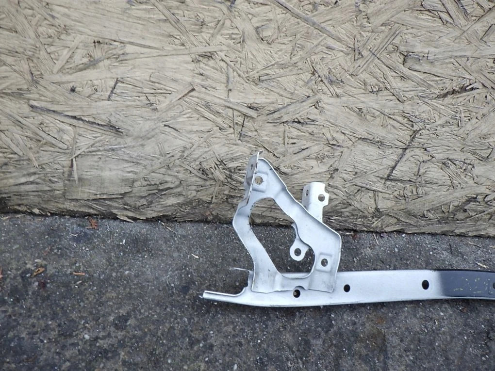 TOYOTA COROLLA E16 13- Front Panel Reinforcement Bracket