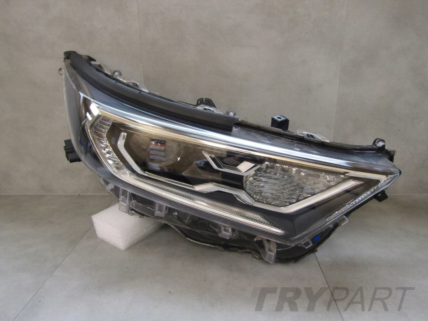 Front Headlight Toyota RAV4 V LED RIGHT 19-21