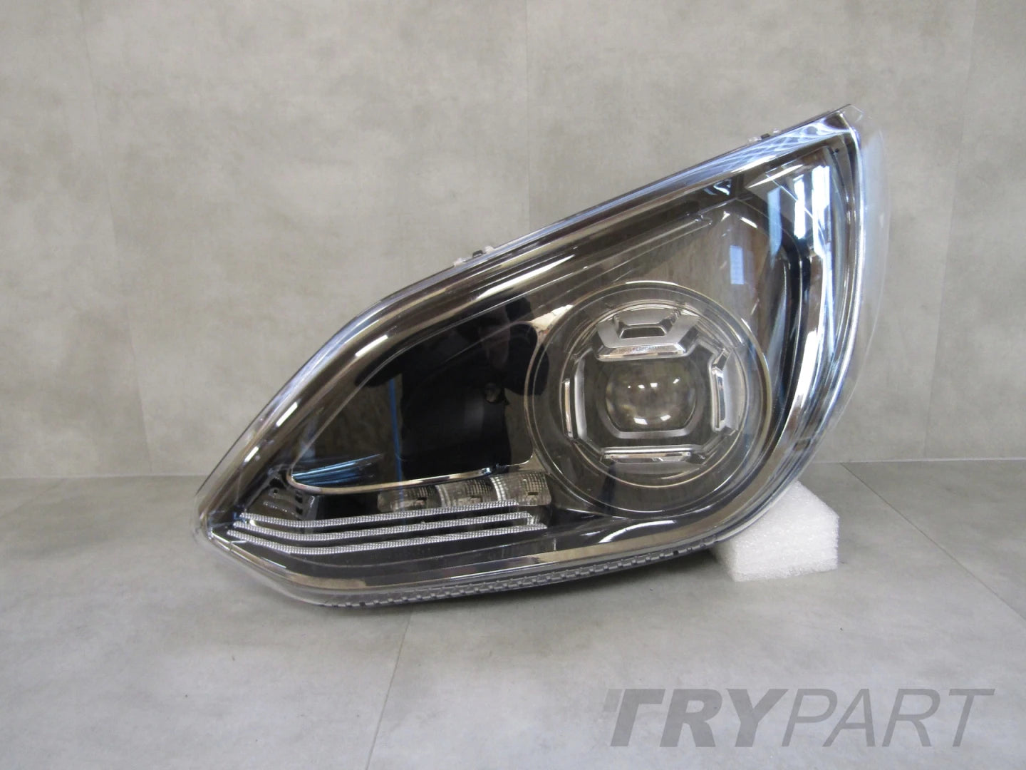 SETRA FRONT LAMP FULL LED HIGH PERFORMANCE 23- LH A0005406154KZ