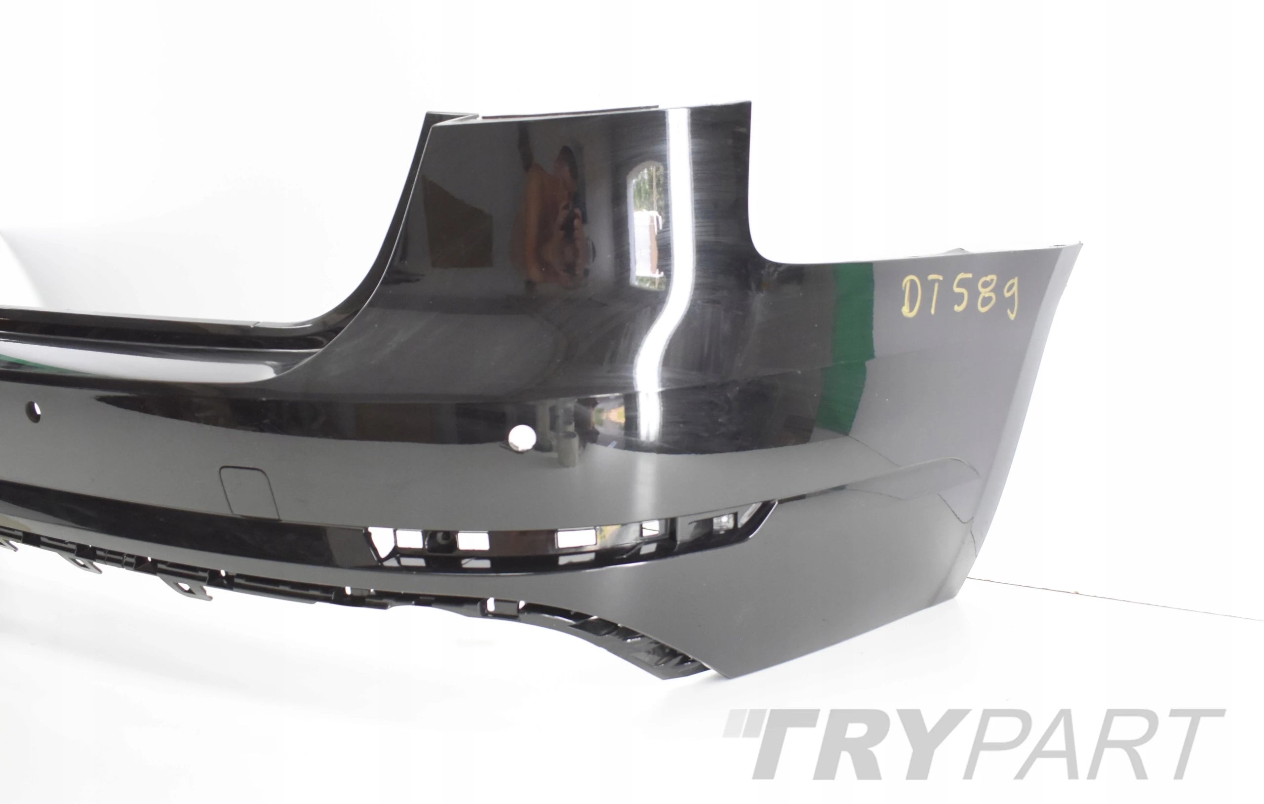 AUDI A4 B9 8W9 REAR BUMPER, SUPER CONDITION, ESTATE, ORIGINAL