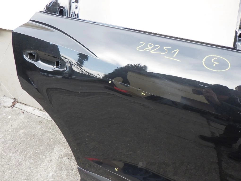 AUDI Q3 18- 83F SPORTBACK II RIGHT REAR DOOR