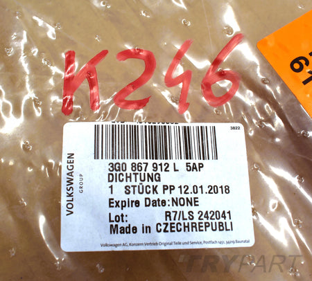 VW PASSAT B8 3G0 FRONT RIGHT DOOR SEAL NEW