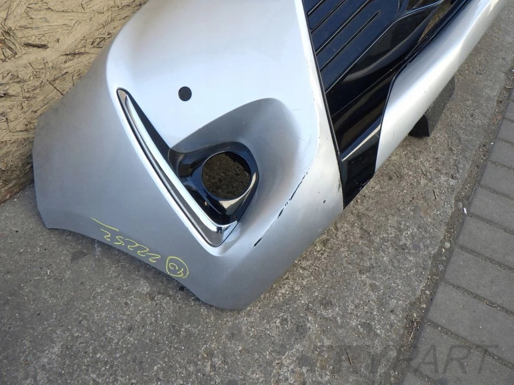 TOYOTA YARIS III 3 LIFT 17- Front Bumper