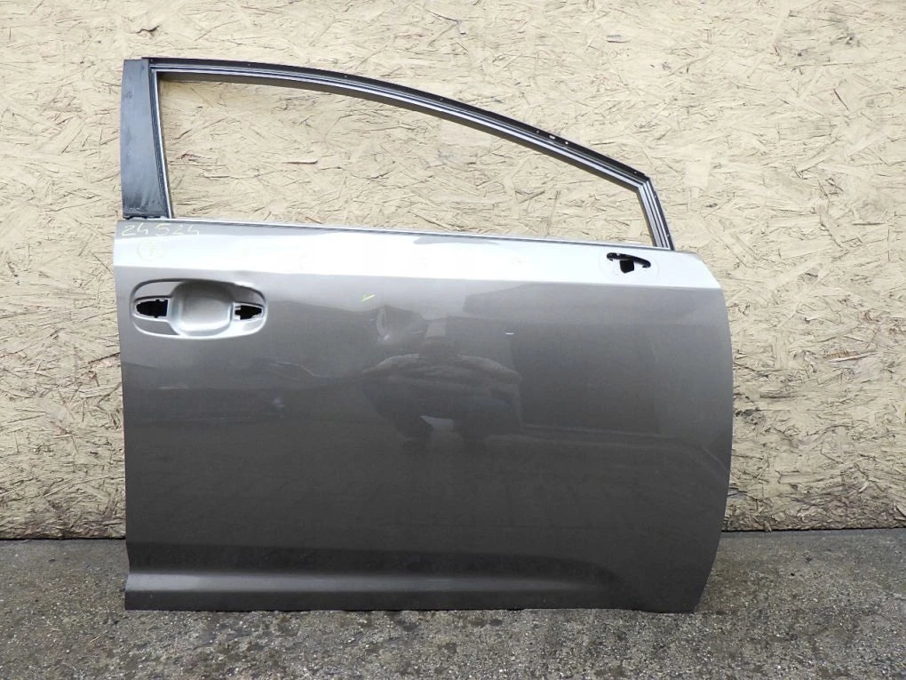 TOYOTA AVENSIS III T27 08- Front Right Door