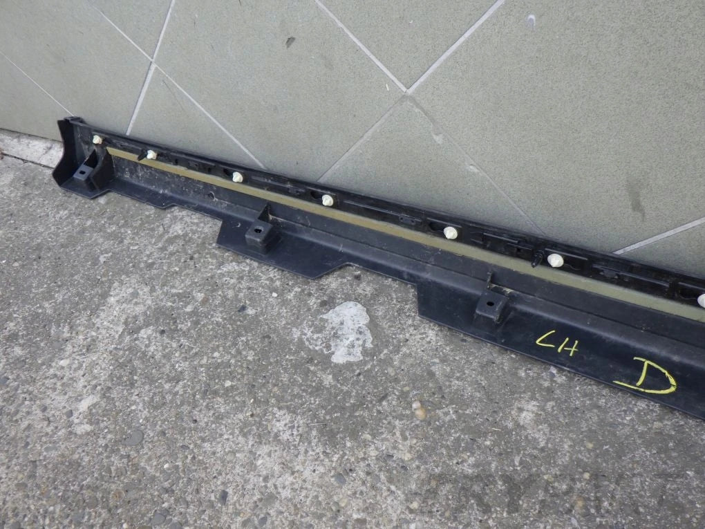 LAND ROVER DISCOVERY 5 L550 SPORT 14- Left Sill Trim