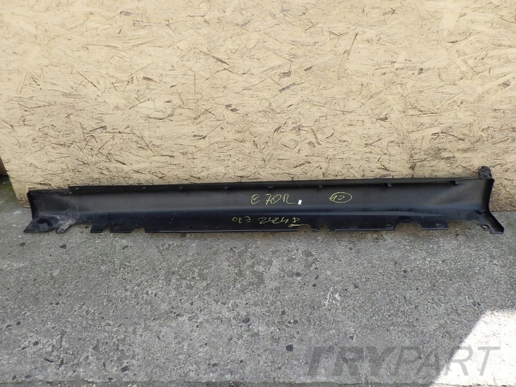 BMW X5 E70 06- Side Skirt Trim Right Left Frame