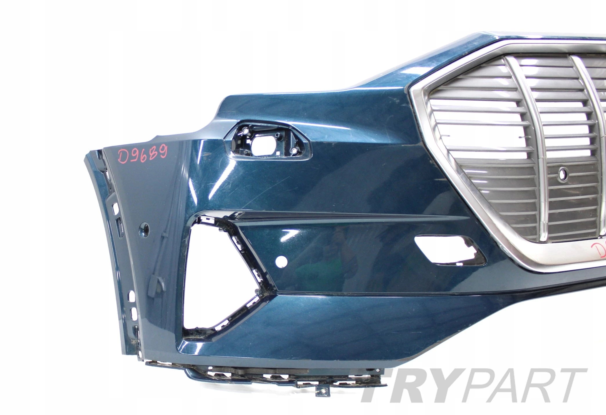 AUDI E TRON 4KE FRONT BUMPER ORG