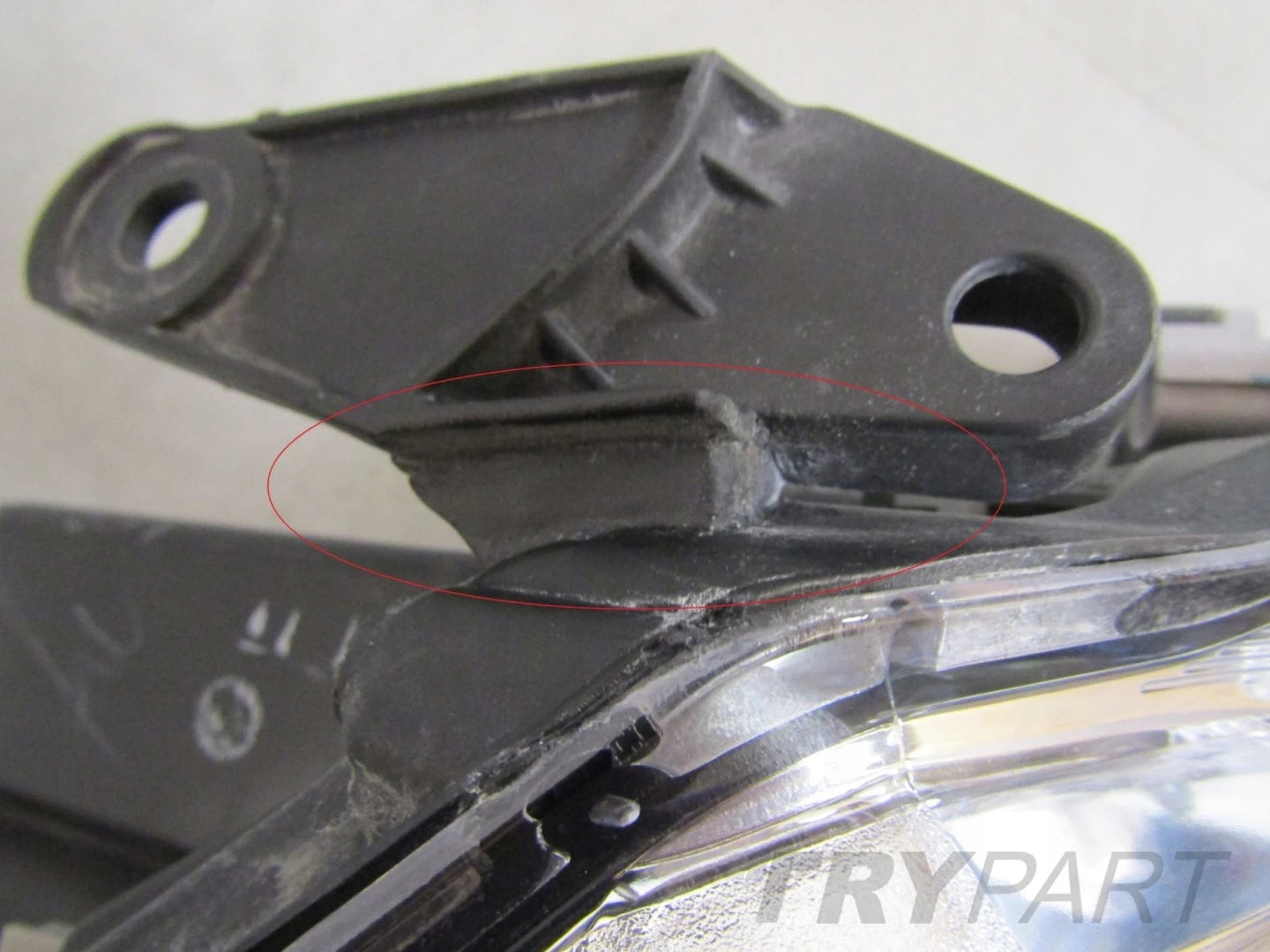 Front Headlight Toyota Avensis T27 STANDARD LENS 09-11 RH RIGHT