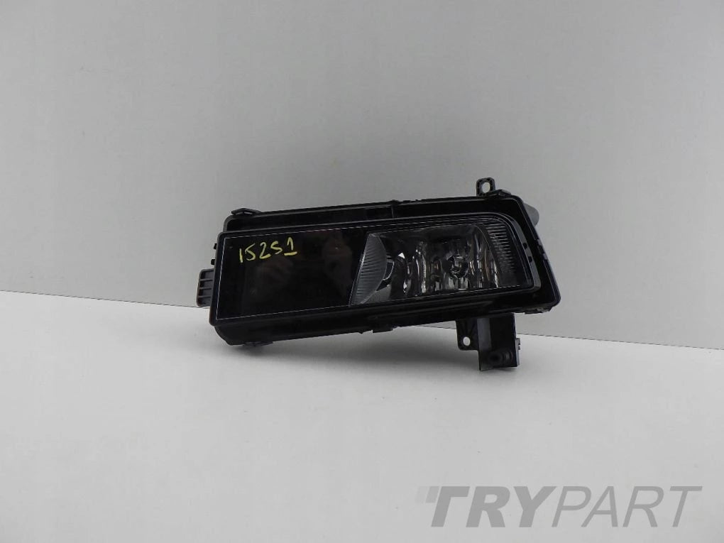 VW TOURAN 2 II 5TA 15- halogen left