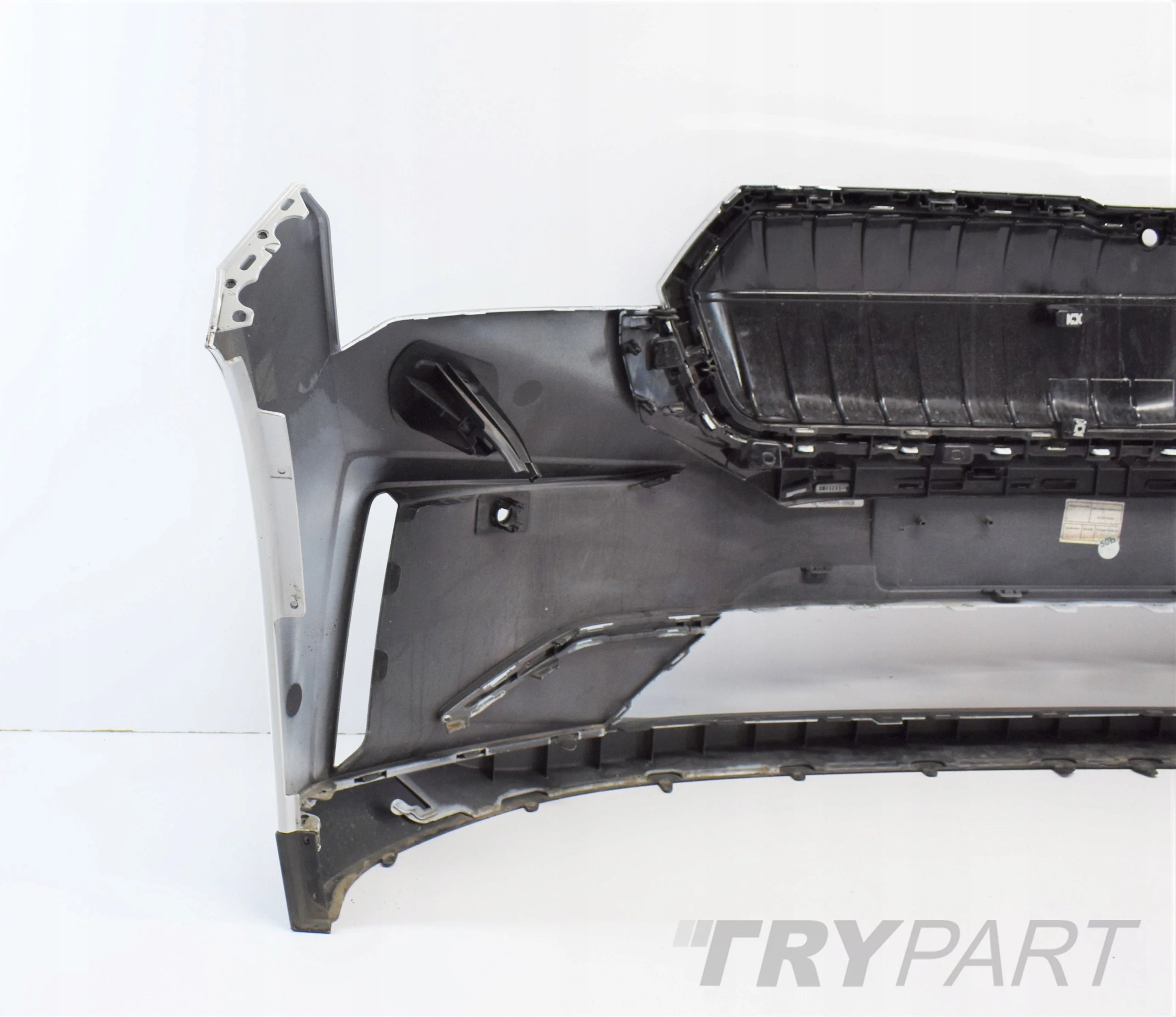 SKODA ENYAQ 5LA FRONT BUMPER EXCELLENT CONDITION