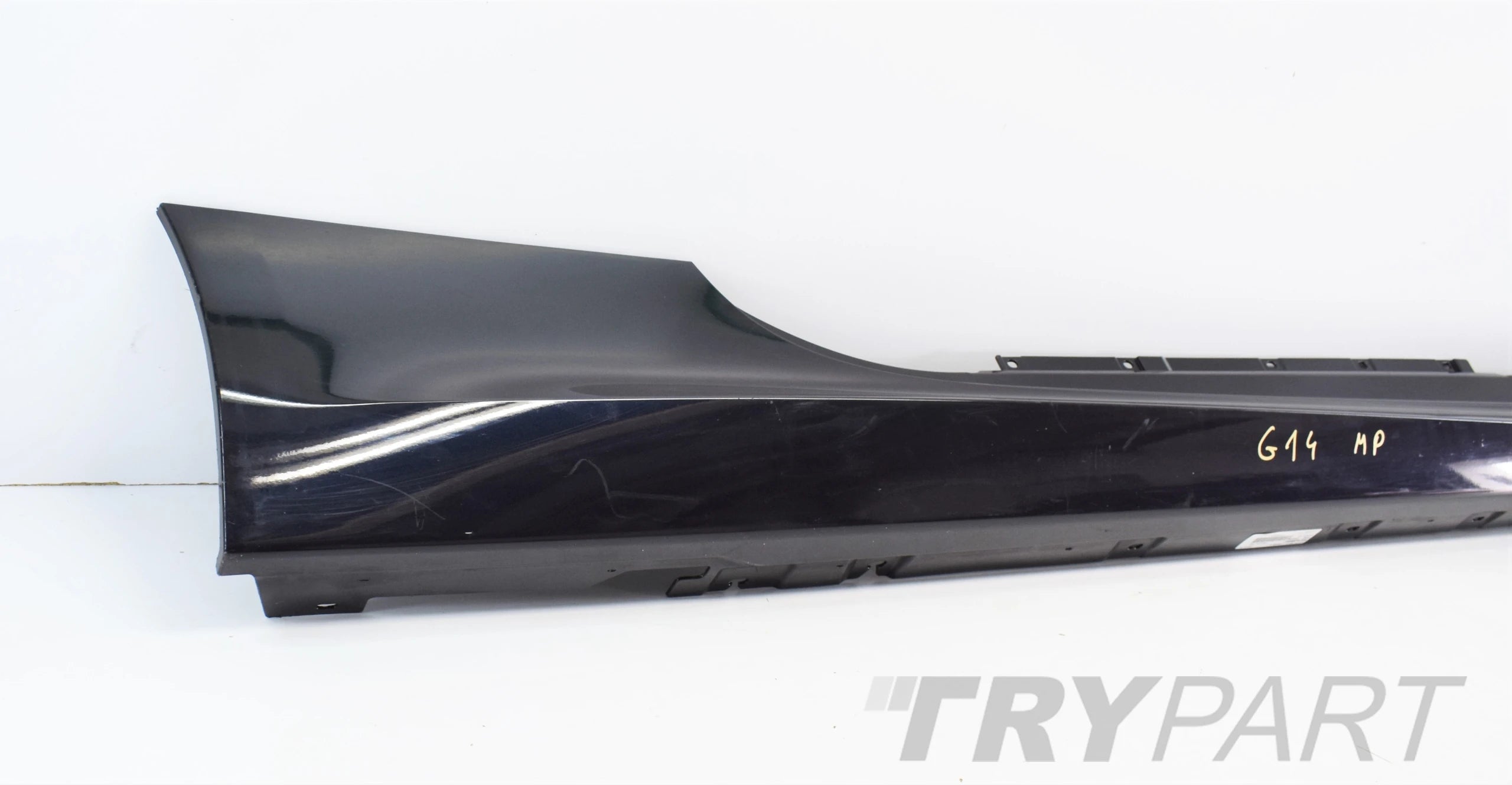 BMW 8 G14 M PACKAGE RIGHT SILL PANEL OEM