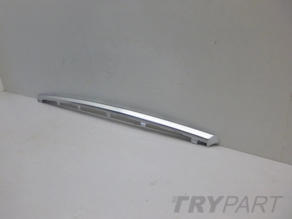FORD FOCUS MK4 JX7B-17F010 chrome bumper trim