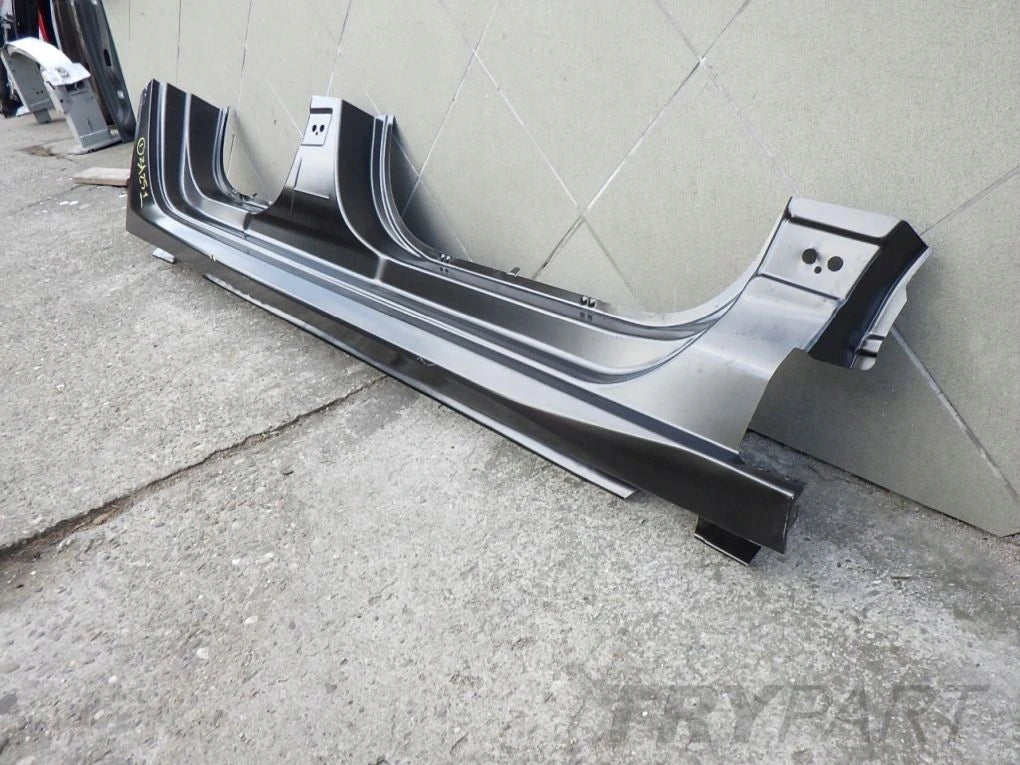PEUGEOT 208 II 2 2019- Right Sill