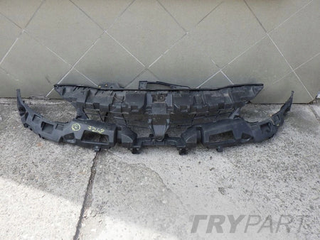 RENAULT FLUENCE LIFT 12- GRILLE SUPPORT REINFORCEMENT FRAME
