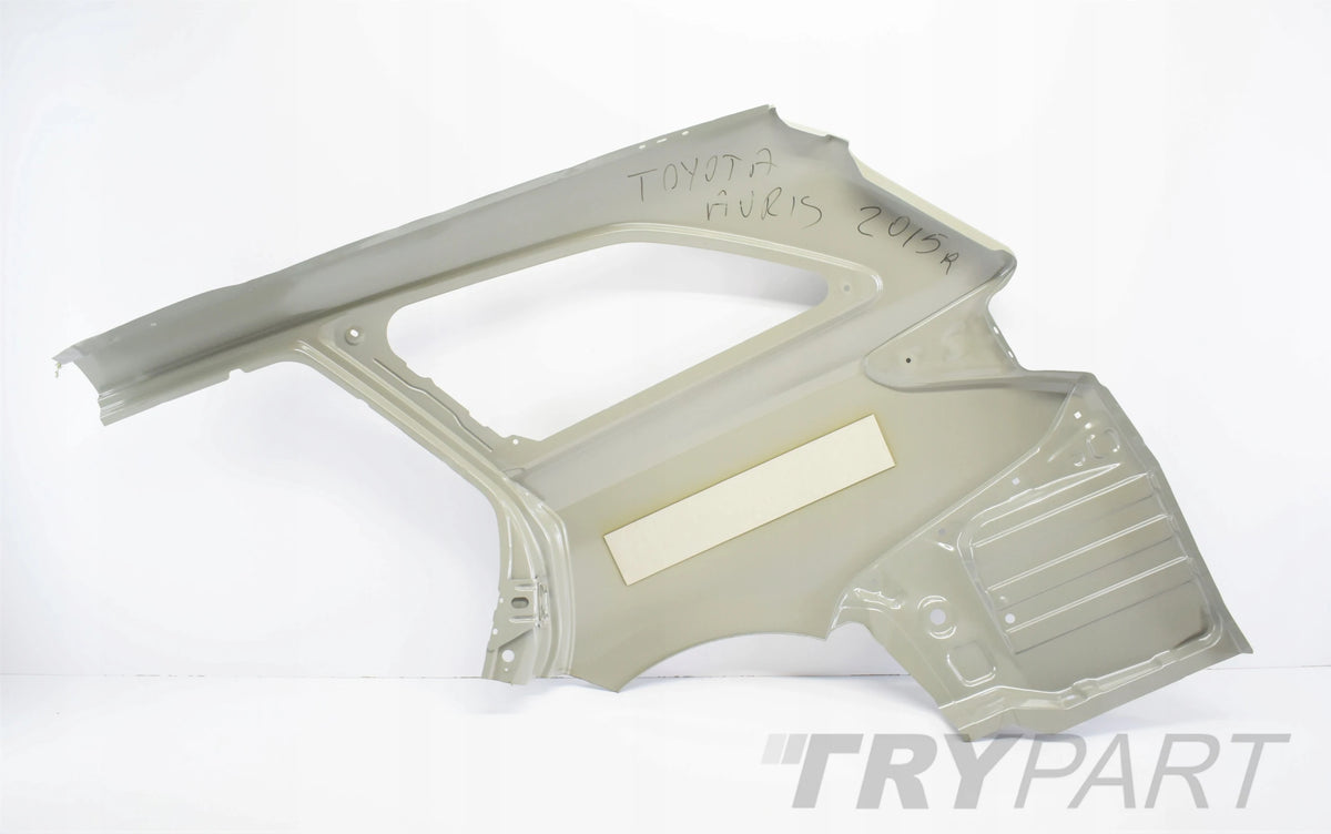TOYOTA AURIS RIGHT REAR FENDER PANEL WAGON