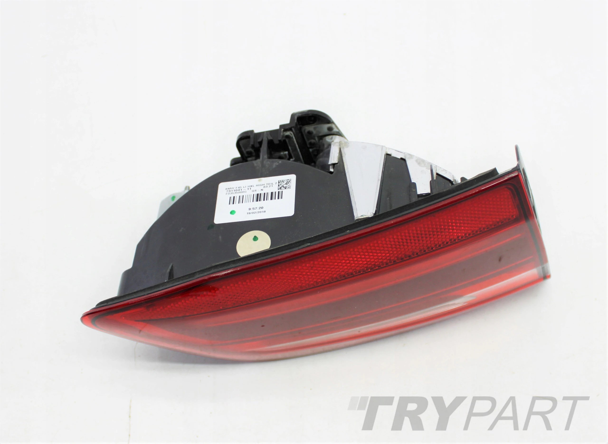 BMW 2 F45 LEFT REAR LIGHT IN TAILGATE ORG EU