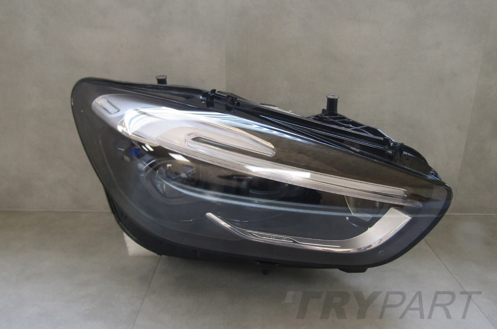MERCEDES B CLASS W247 LIFT MULTIBEAM 23- HEADLIGHT RH A2479061404