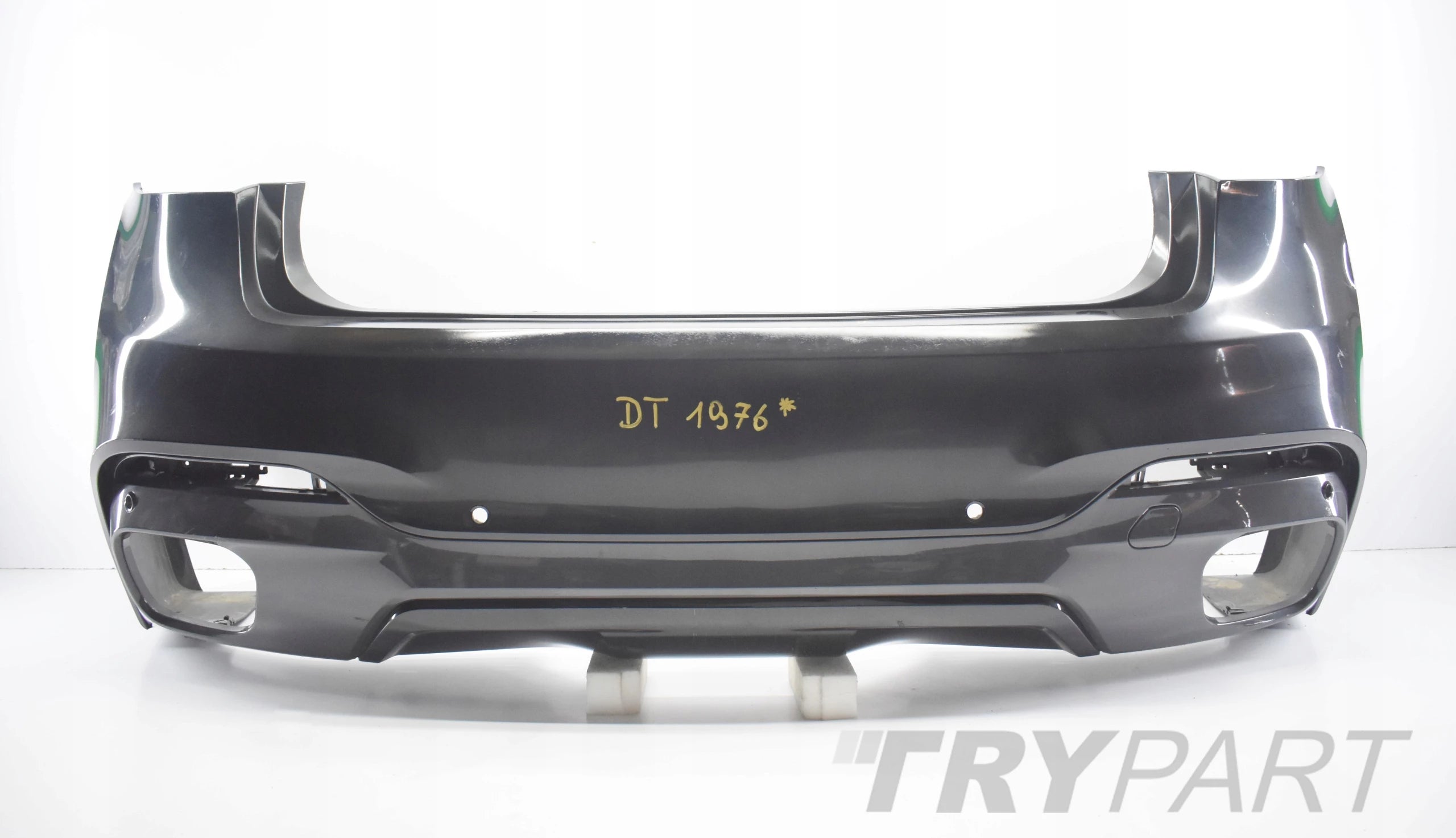 BMW X6 F16 M PACKAGE REAR BUMPER GENUINE! + LOWER PART