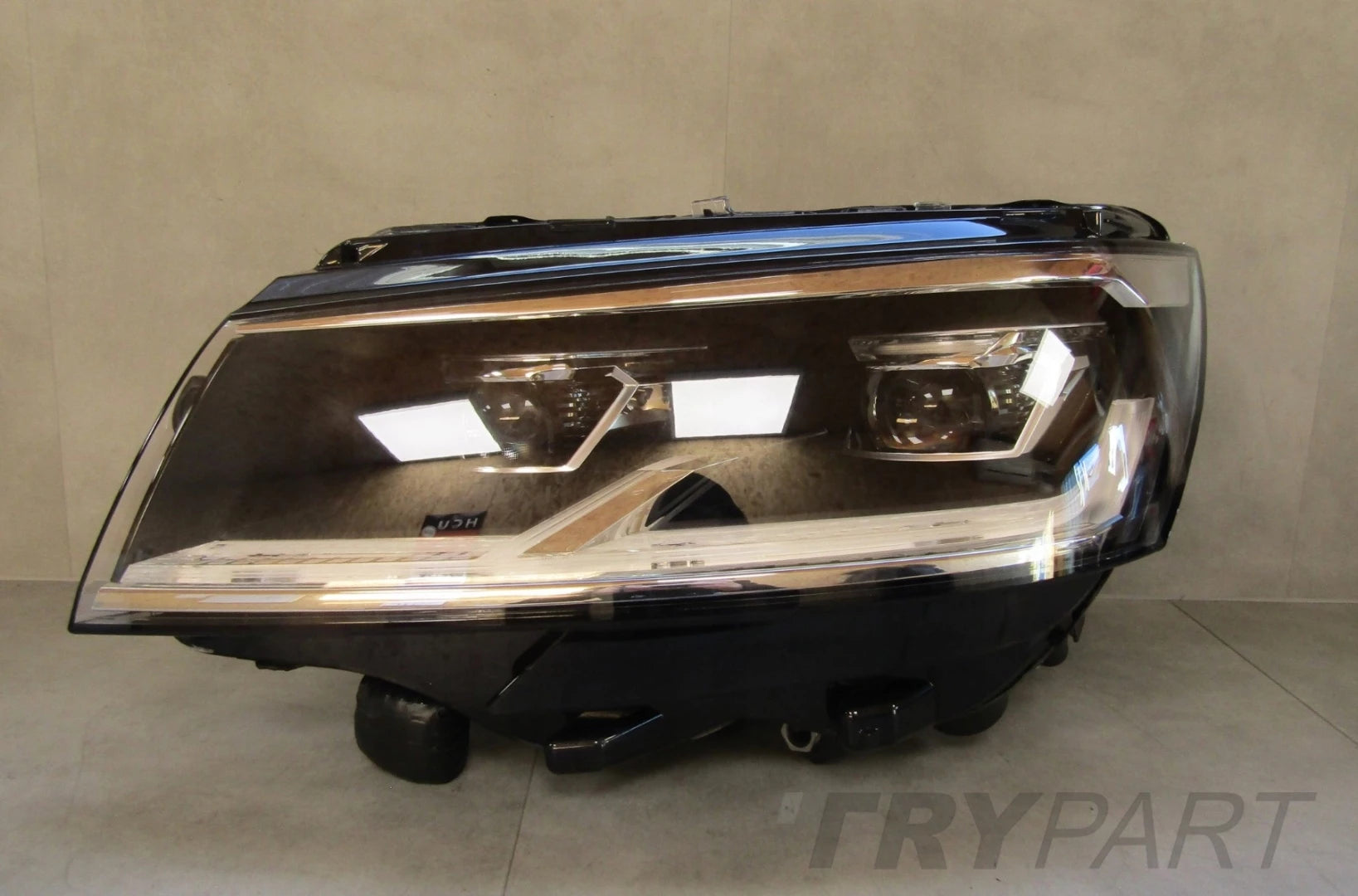 Volkswagen T6.1 MULTIVAN LIFT FULL LED 19- LH HEADLIGHT 7L1941035