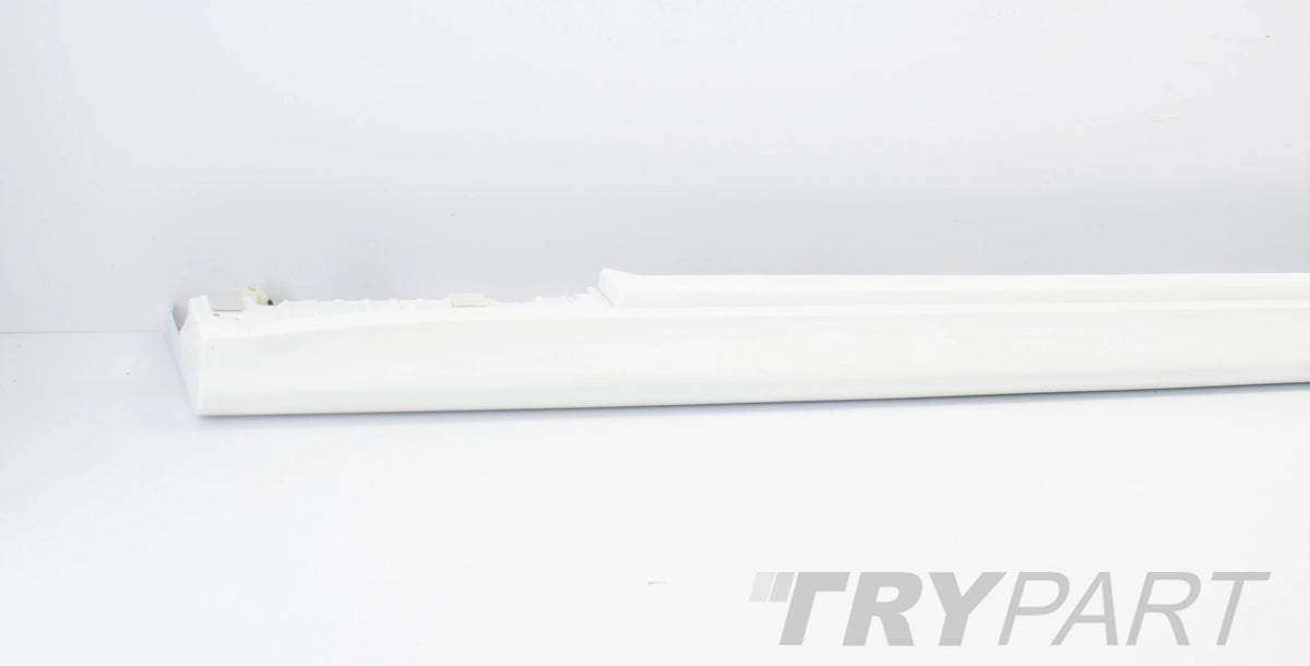 MERCEDES CLS W257 LEFT SILL STRIP ORG