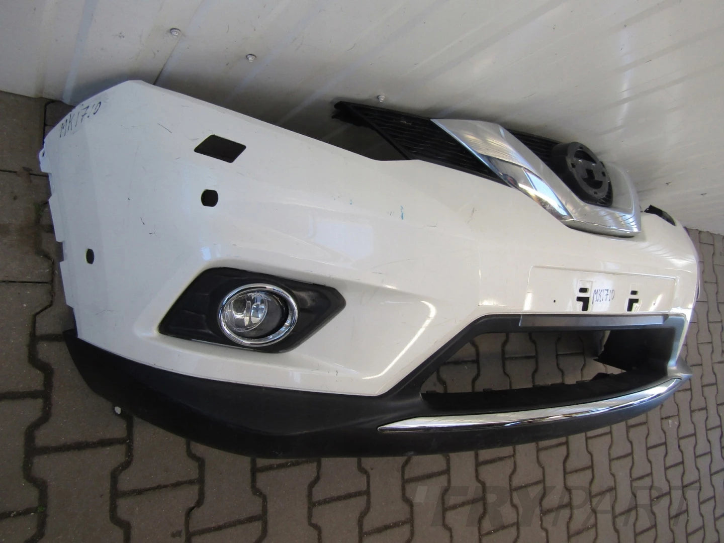 Front Bumper Nissan X-Trail 3 III T32 13-17