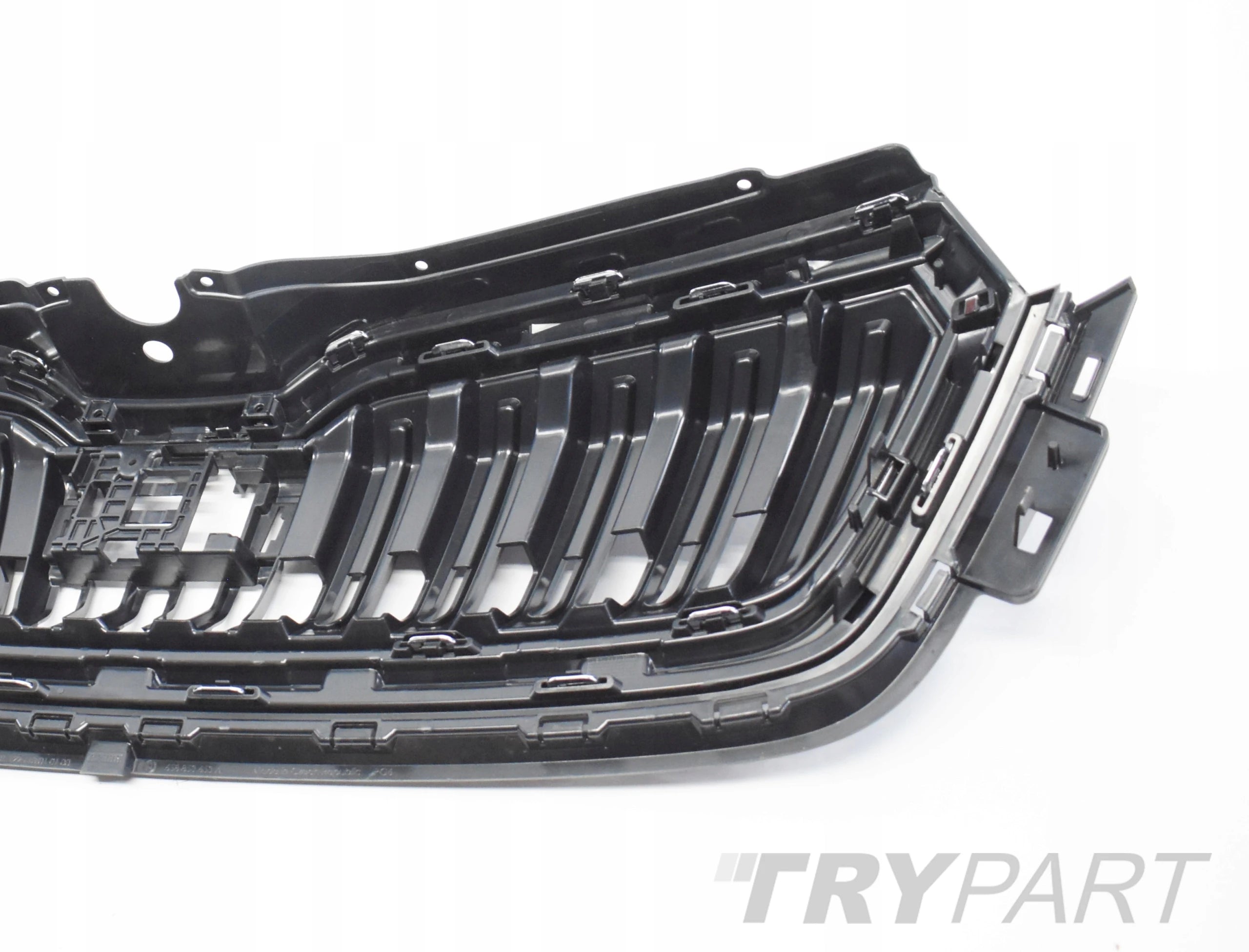 SKODA KAMIQ 658 FRONT BUMPER GRILLE PERFECT ORG