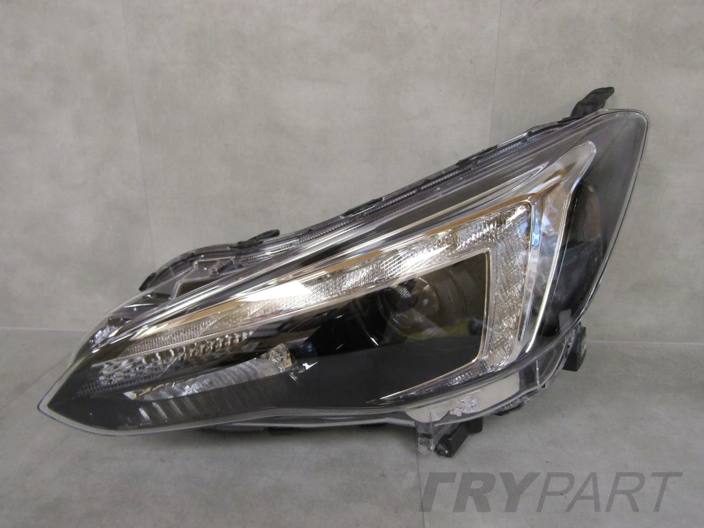 HEADLIGHT SUBARU IMPREZA V Subaru XV LED 16-23 LH LEFT
