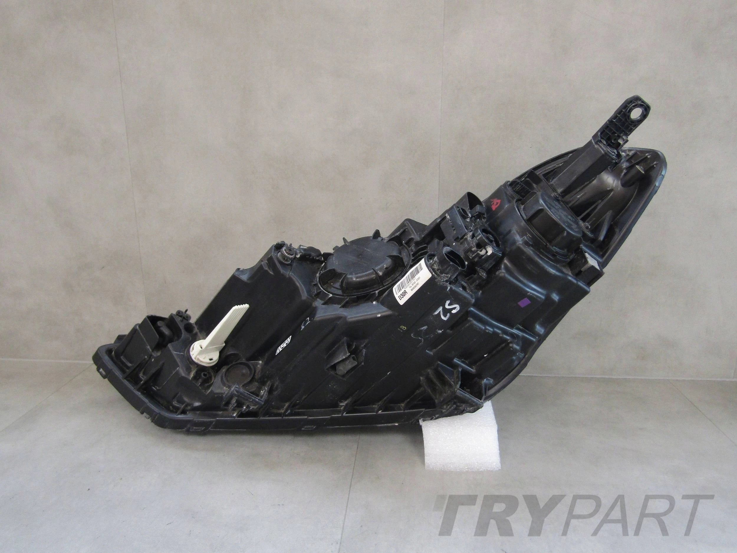 Front Headlight Hyundai Tucson 3 III LED 15-18 RH RIGHT 92102 D7201