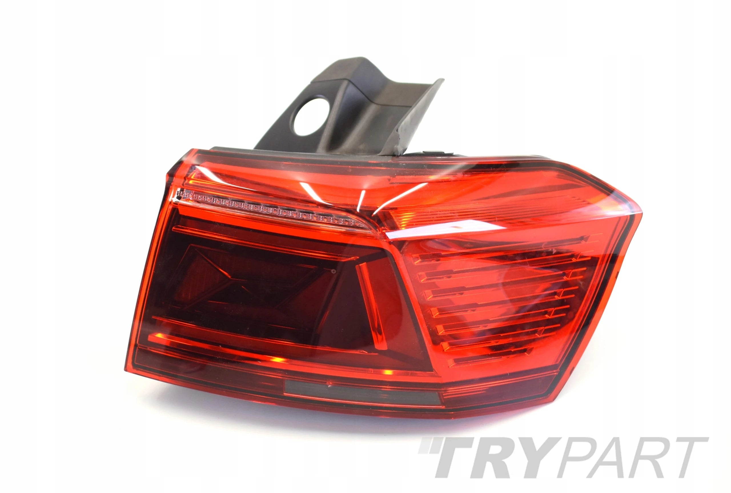 VW PASSAT B8 3G9 LIFT RIGHT REAR TAIL LIGHT EU NEW ESTATE
