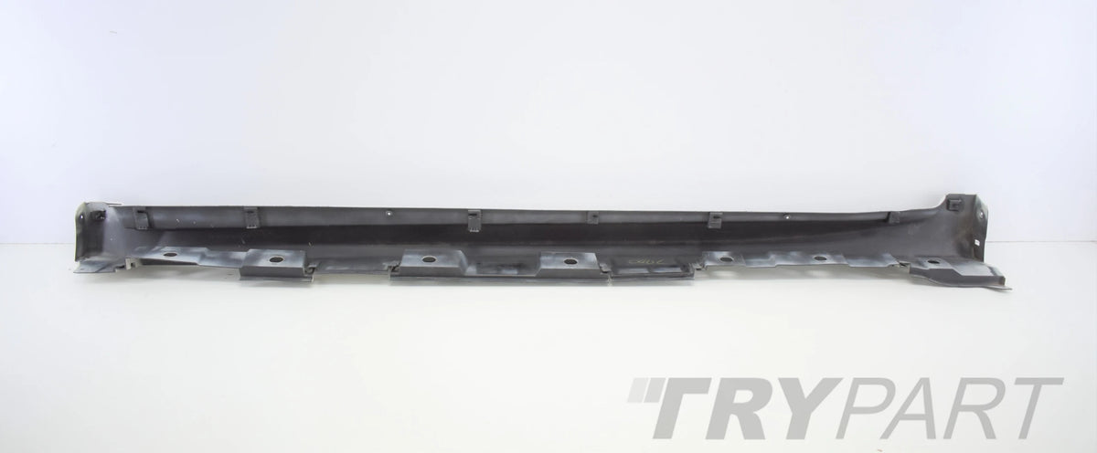 TOYOTA AVENSIS T27 RIGHT SILL MOULDING ORG