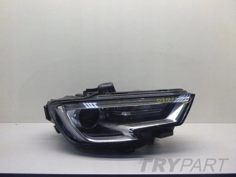 AUDI A3 8V0 8V LIFT XENON LED 16- Right