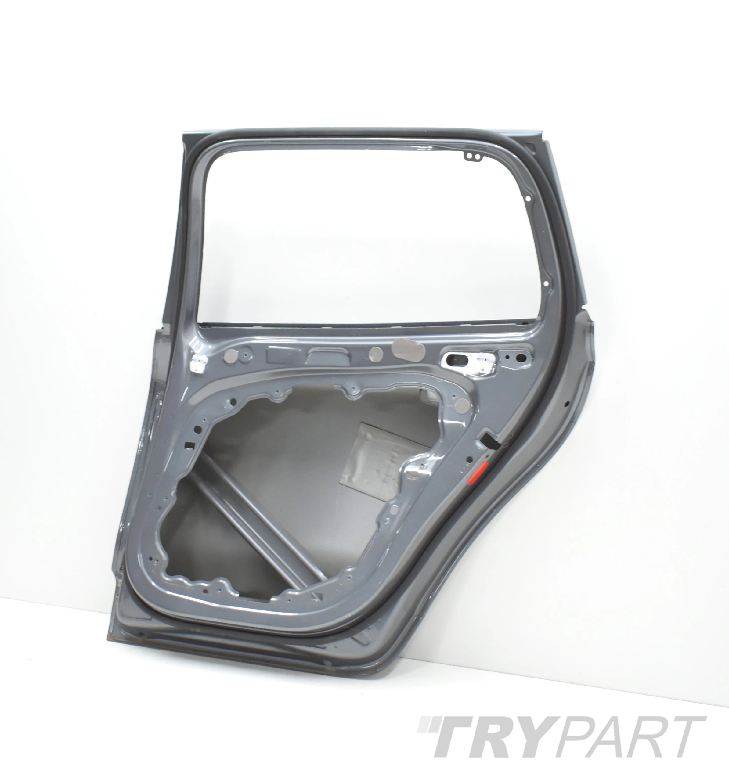 VOLVO V60 II RIGHT REAR DOOR ORG 18+