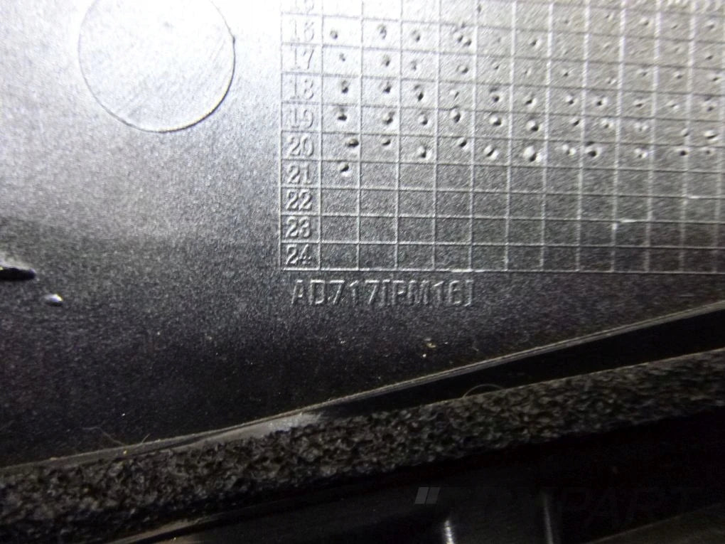 KIA SPORTAGE III 3 10- Tailgate Trim