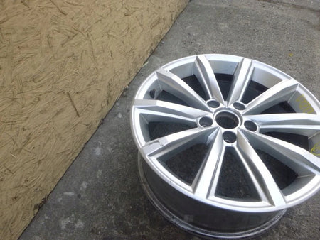 VW PASSAT B8 3G0 7Jx17 H2 ET40 5x112 rim