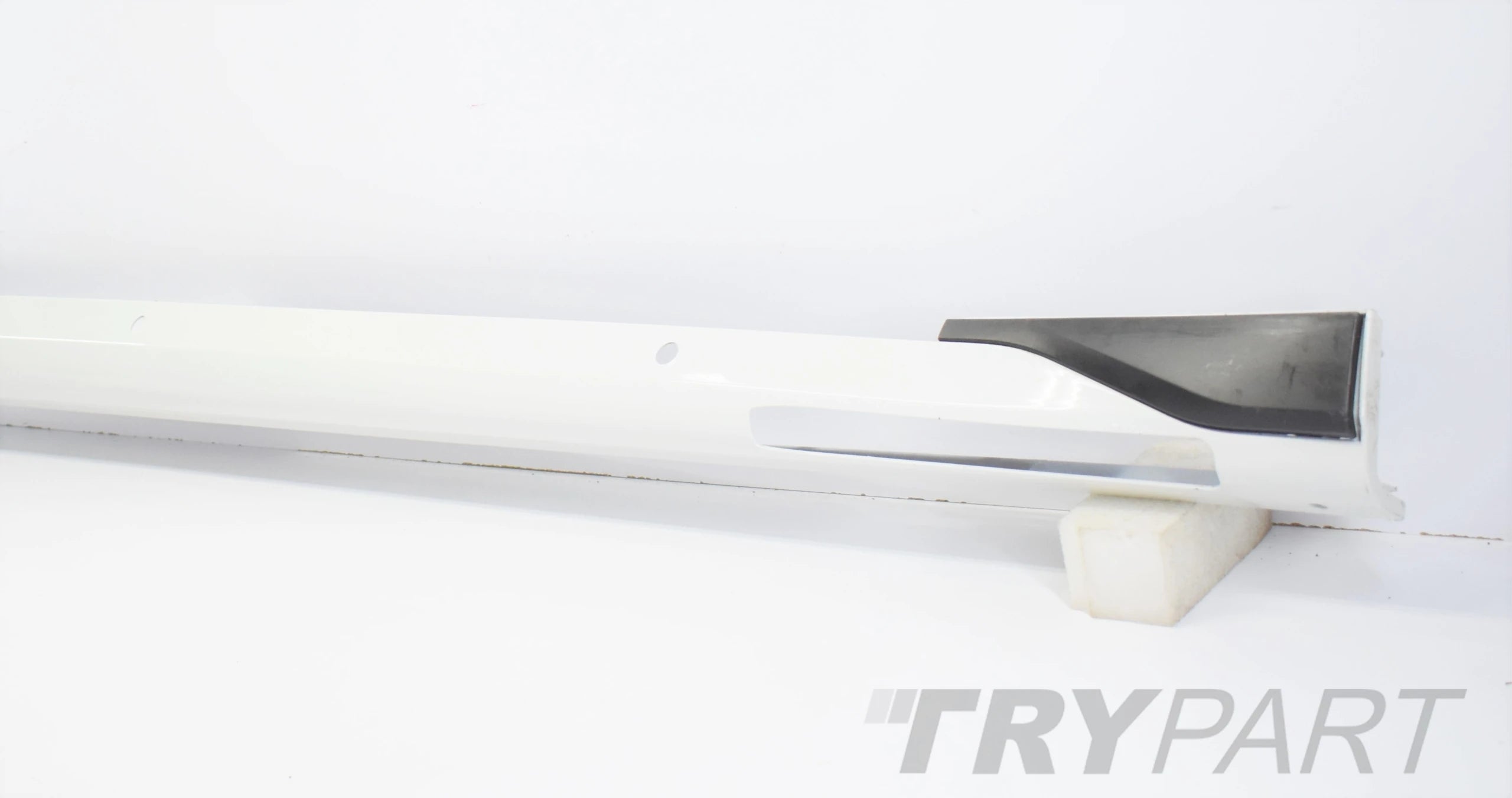 BMW 7 G70 RIGHT SIDE SKIRT RIGHT SIDE SKIRT ORIGINAL