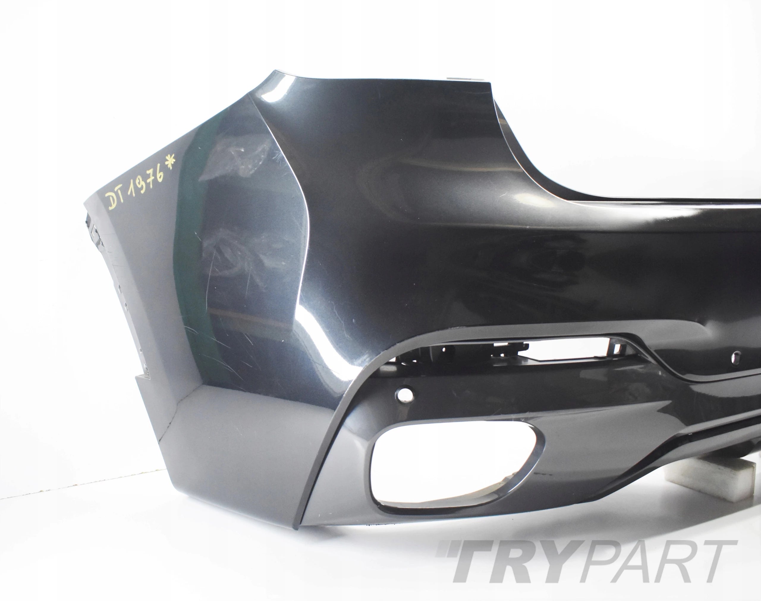 BMW X6 F16 M PACKAGE REAR BUMPER GENUINE! + LOWER PART