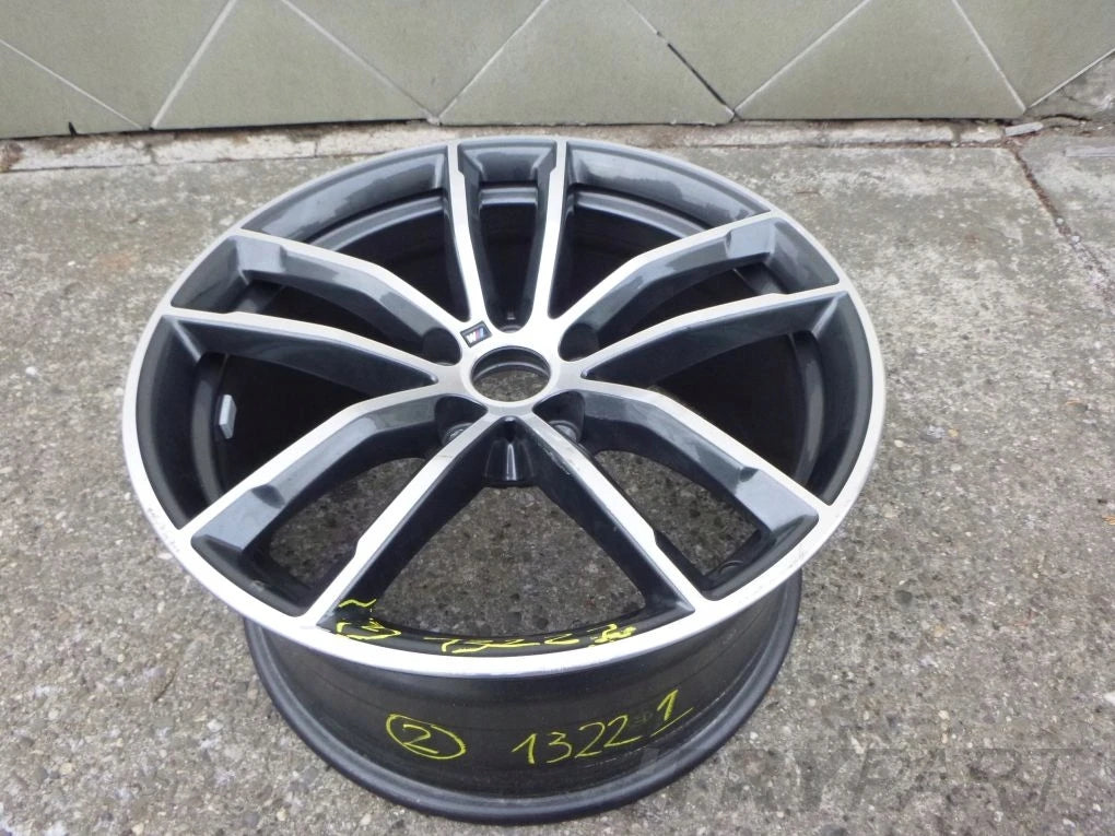 BMW 5 G30 G31 M PACKAGE 9J x 18 ET44 5x112 rim