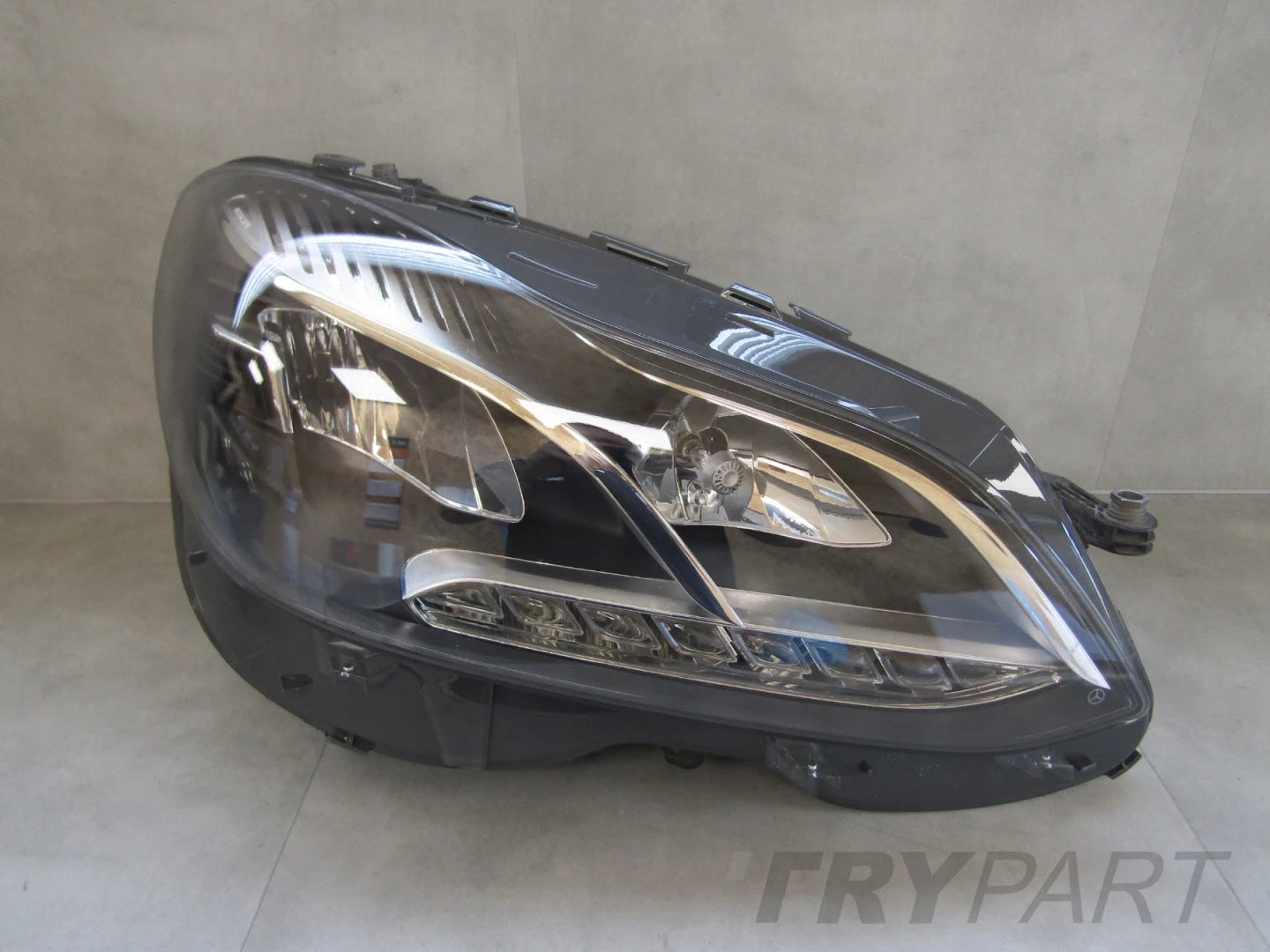 Headlight Mercedes E-Class W212 LIFT LED 12-16 RH A2128200539