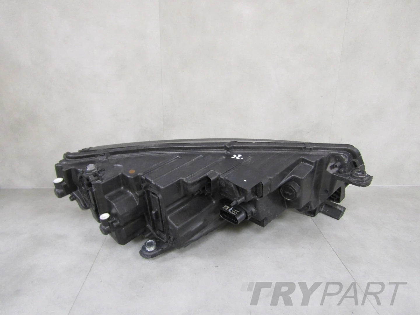 FRONT HEADLIGHT SKODA OCTAVIA IV LED 19-24 LH LEFT