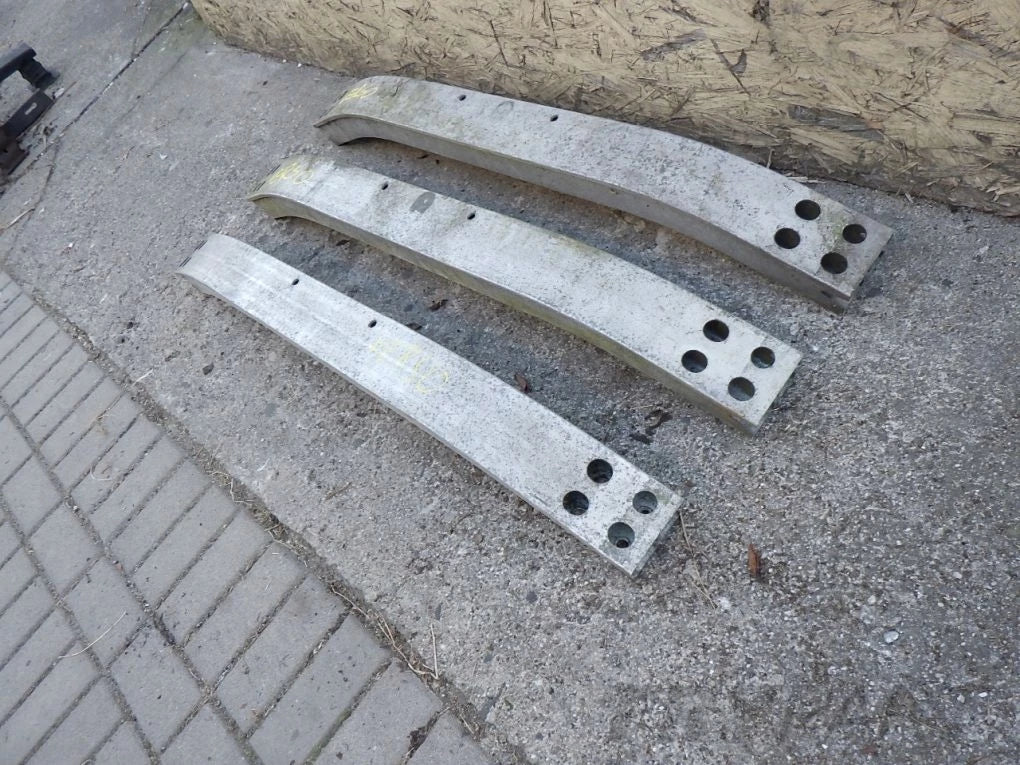 TOYOTA COROLLA VERSO 04- rear bumper beam