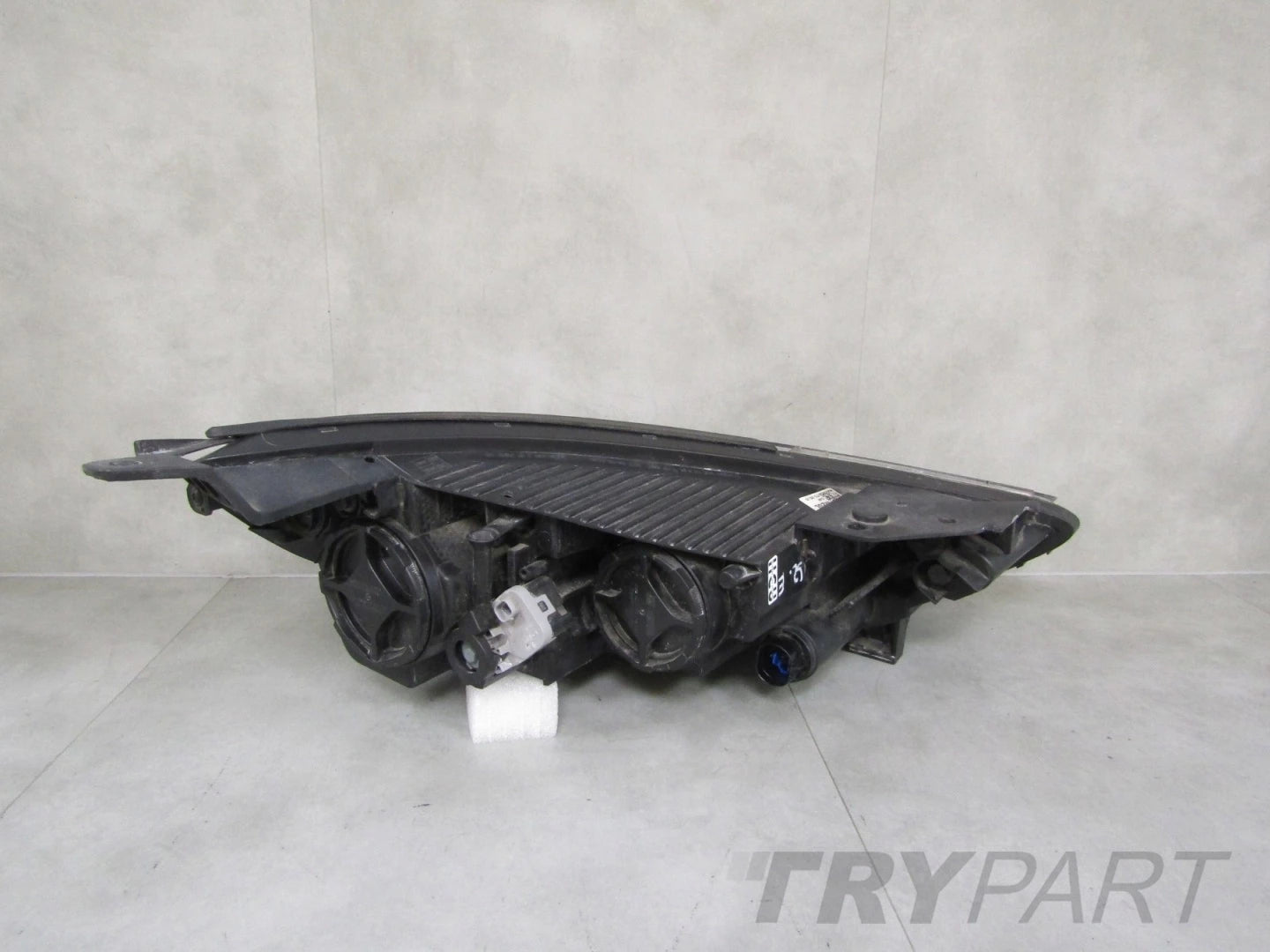 HEADLIGHT HYUNDAI IONIQ STANDARD LENS 16-19 LH LEFT 92101-G2