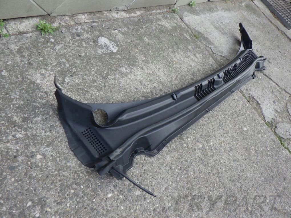FORD MONDEO MK5 V DS73-F02216-F under-dashboard panel