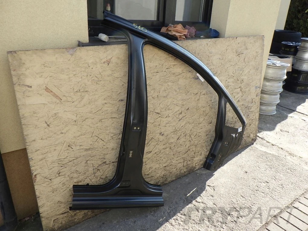 VW GOLF SPORTSVAN 510 14- Right Pillar Trim