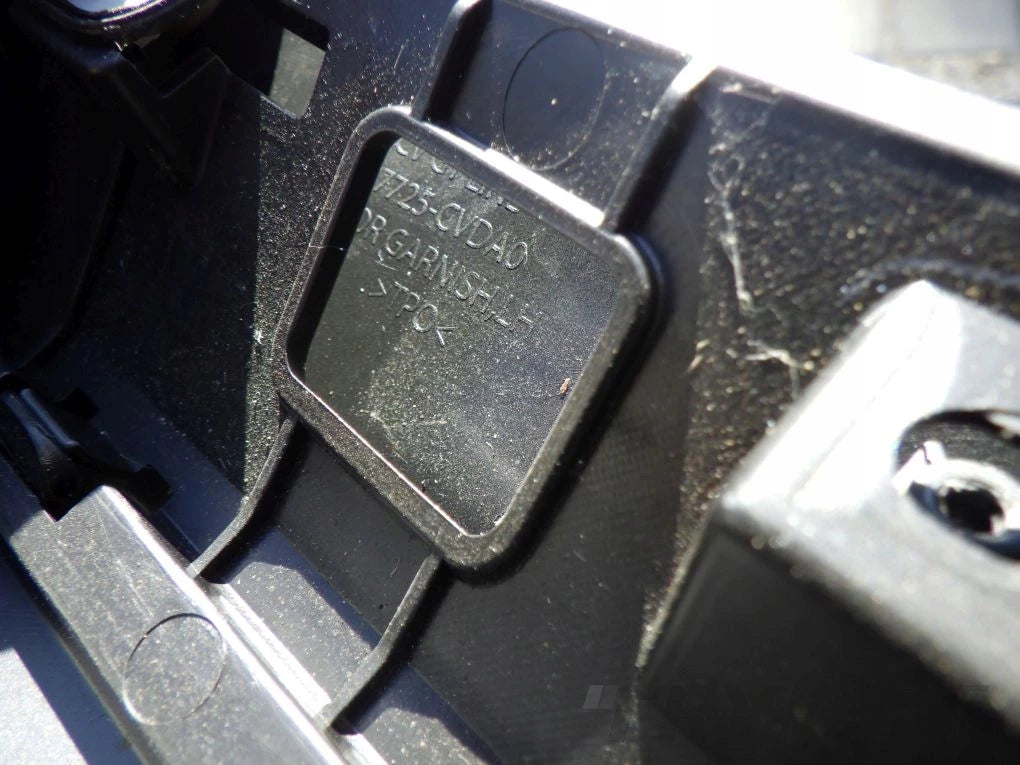 KIA EV6 EV 6 GT LINE 22- FRONT RIGHT DOOR MOULDING
