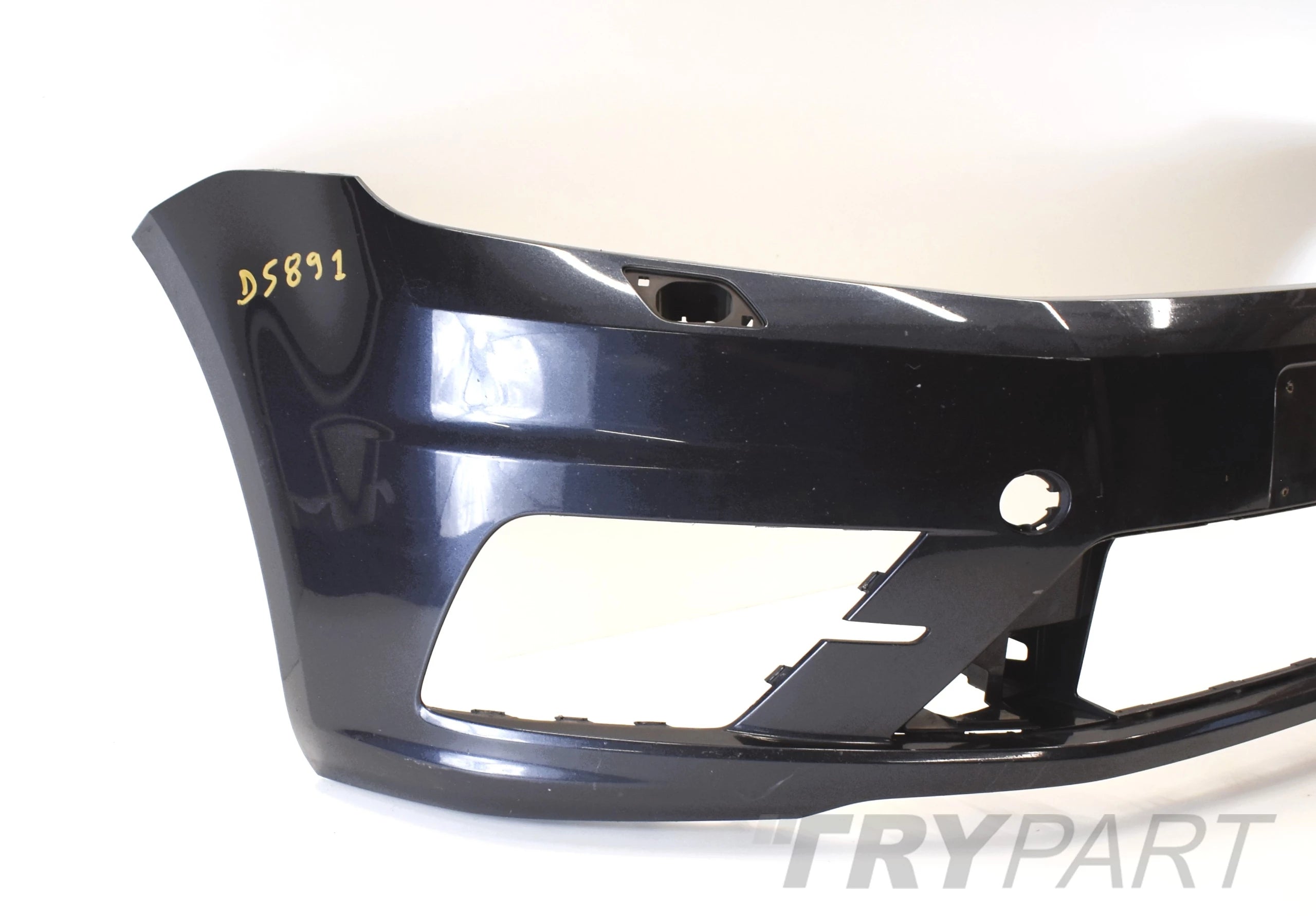 VW CADDY 2K5 LIFT FRONT BUMPER ORG