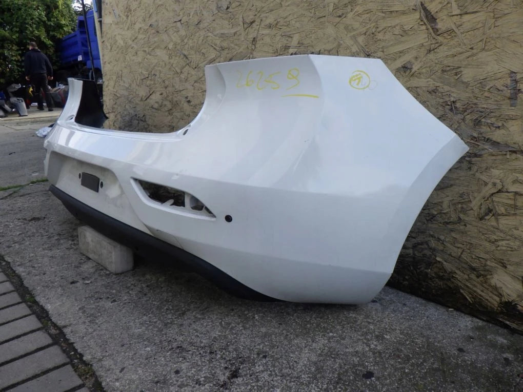 VOLVO V40 II 12- Rear Bumper