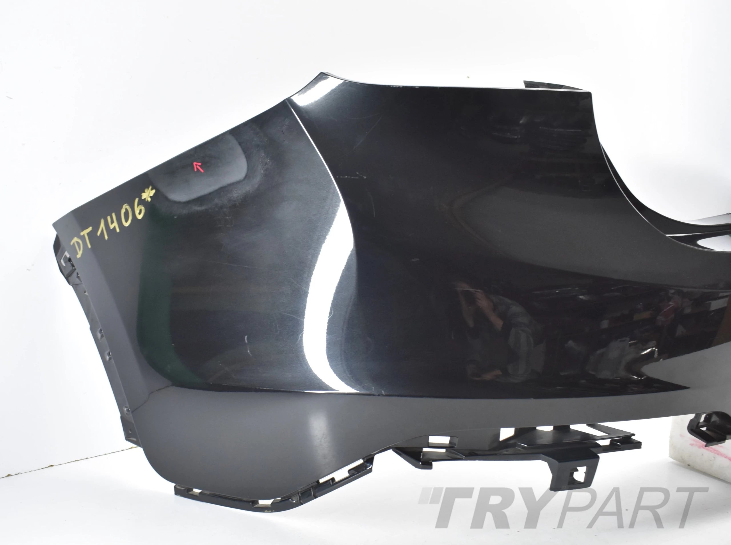 BMW X6 F16 REAR BUMPER ORIGINAL NICE
