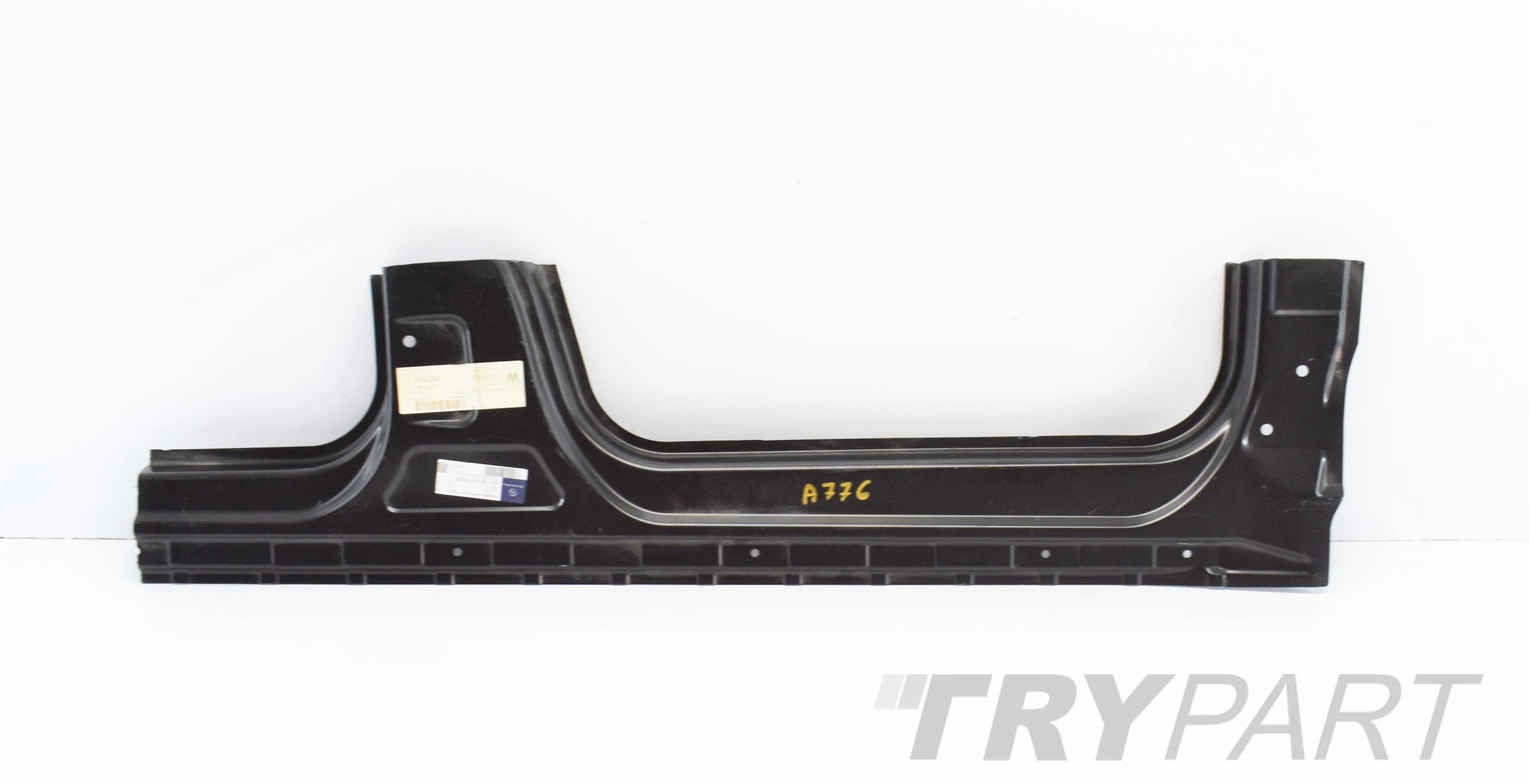 MERCEDES A CLASS W169 RIGHT SILL POST CLADDING