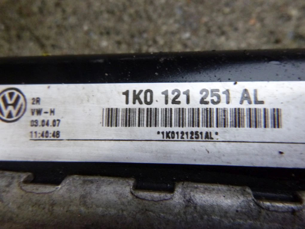 GOLF V A3 TOURAN JETTA WATER RADIATOR 1K0121251AL